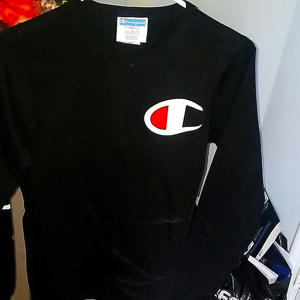 Champion long sleeve tee